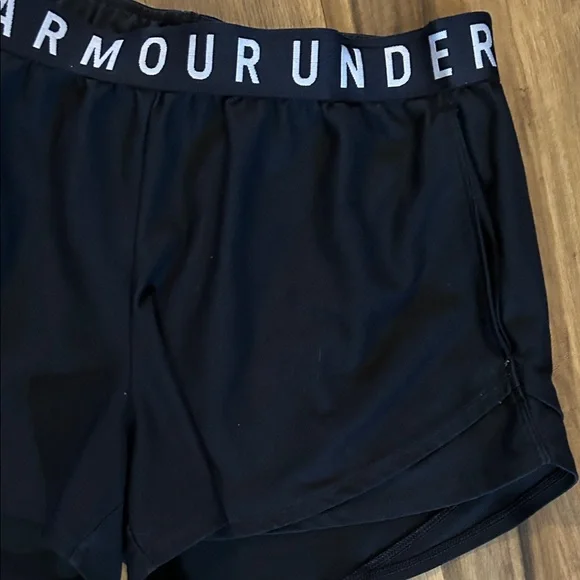 Under Armour Women's Black Sports Shorts - Picture 3 of 5